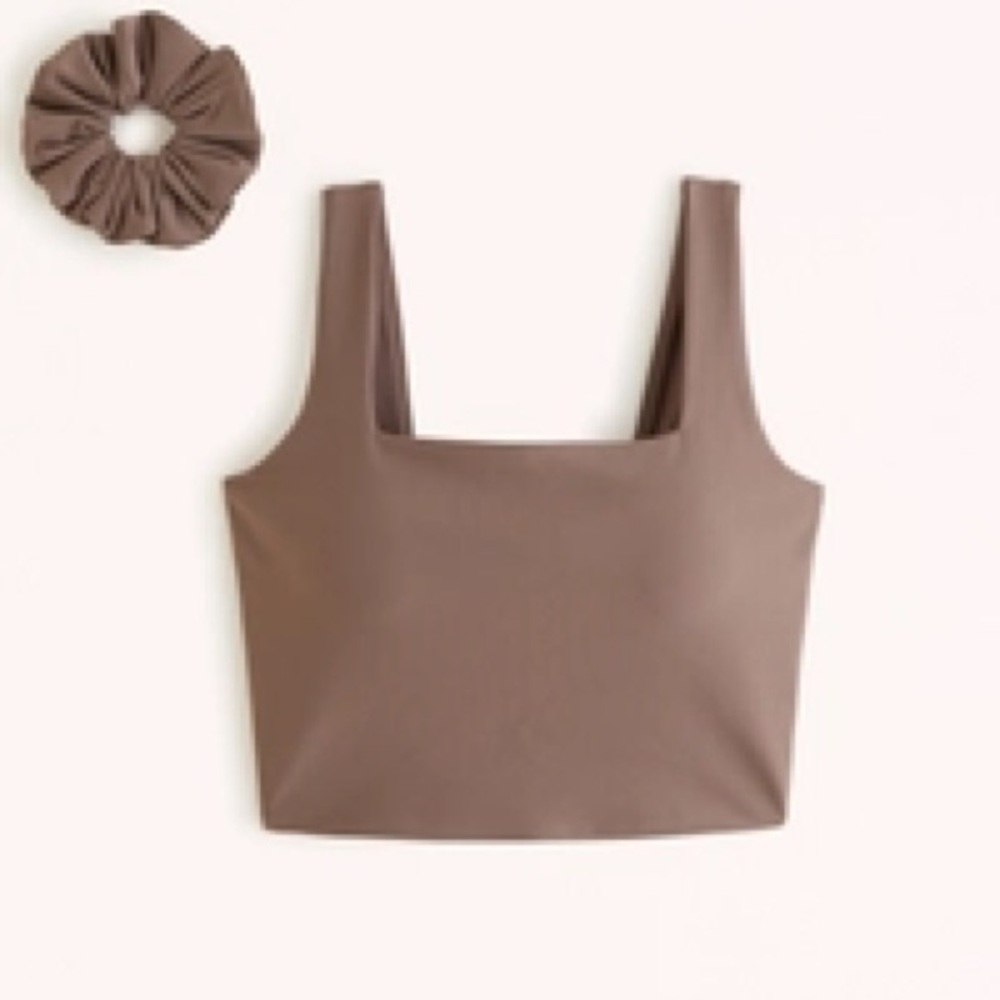 New with tags Abercrombie YPB sculptLUX square neck slim tank in taupe, small - Picture 2 of 7